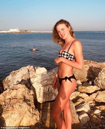Keely Hodginkinson Nakenläckor OnlyFans Foto 7