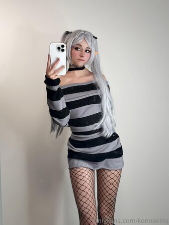 Kennakins Nakenläckor OnlyFans Foto 47