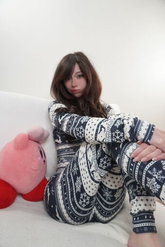 Kennakins Nakenläckor OnlyFans Foto 55