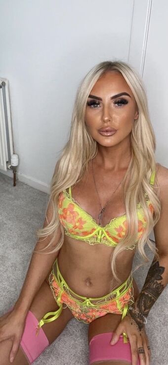 khloe3 Nakenläckor OnlyFans Foto 5