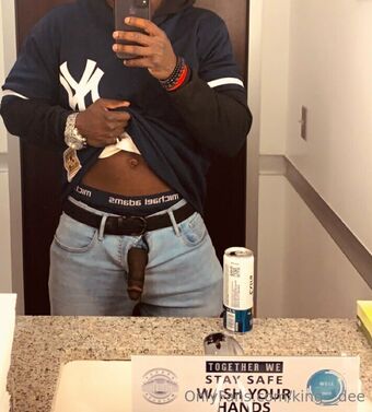 king__dee Nakenläckor OnlyFans Foto 9