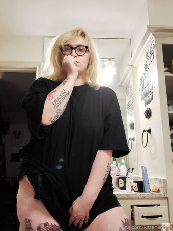 kittensteeth Nakenläckor OnlyFans Foto 12