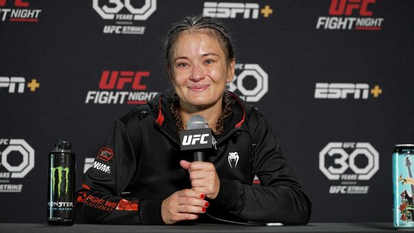 Kowalkiewicz Nakenläckor OnlyFans Foto 13