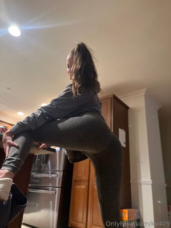 kv409 Nakenläckor OnlyFans Foto 26