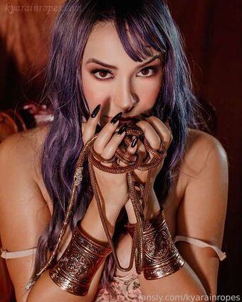 kyara.in.ropes