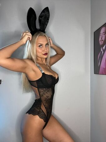 Kylee Macdaddy Nakenläckor OnlyFans Foto 7
