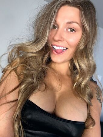 kyliebkillinit Nakenläckor OnlyFans Foto 5