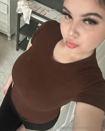 kyphanta Nakenläckor OnlyFans Foto 101