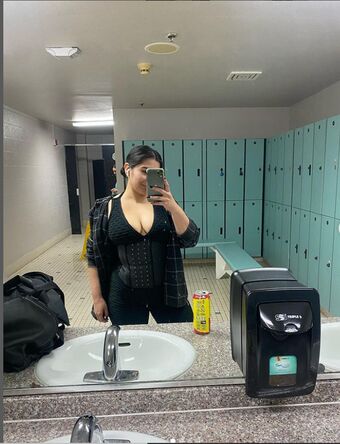 Ladylight Nakenläckor OnlyFans Foto 1