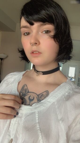 Lain Arbor Nakenläckor OnlyFans Foto 45