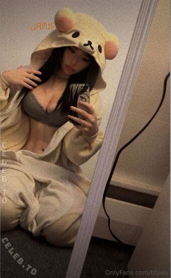 lain.verse Nakenläckor OnlyFans Foto 10