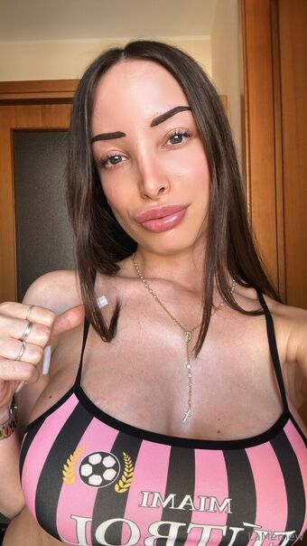 lamemew Nakenläckor OnlyFans Foto 12