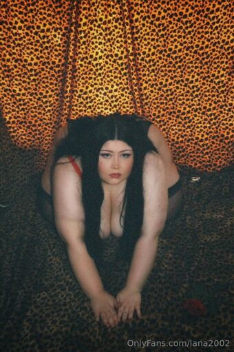 lana2002