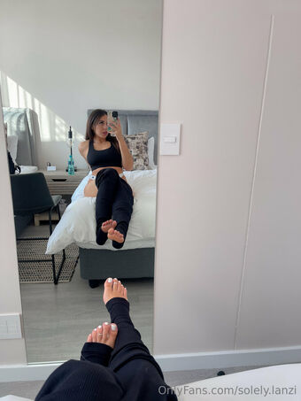 Lanzi Nakenläckor OnlyFans Foto 81