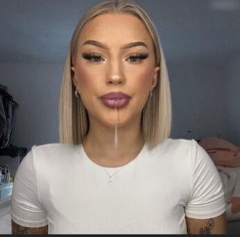 Lauraasterya Nakenläckor OnlyFans Foto 11