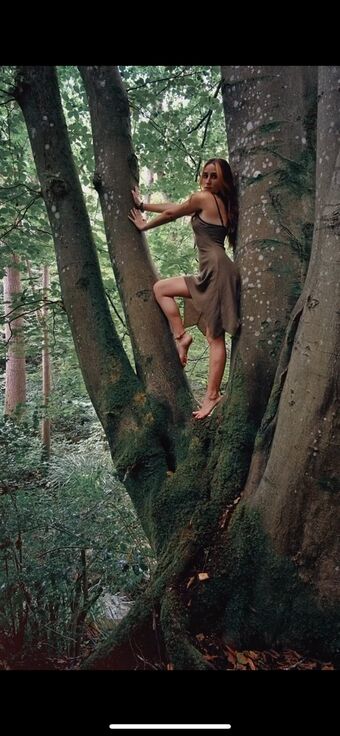 Leafys.Visuals Nakenläckor OnlyFans Foto 5
