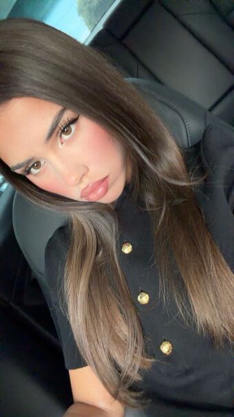 Leah Halton