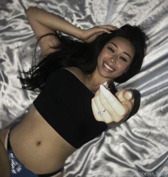 Leanettacoco Nakenläckor OnlyFans Foto 2