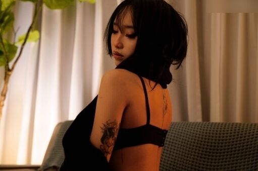 Leezi Nakenläckor OnlyFans Foto 25
