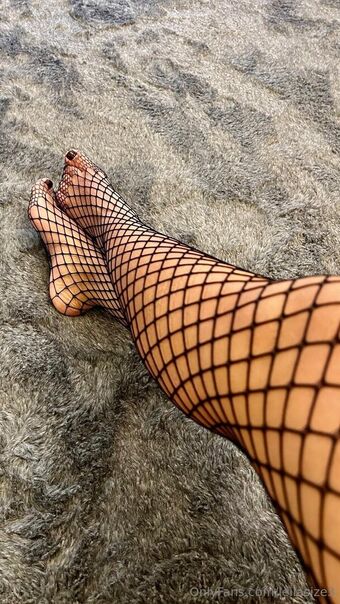leilasize3 Nakenläckor OnlyFans Foto 18