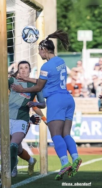 Lena Oberdorf Nakenläckor OnlyFans Foto 35