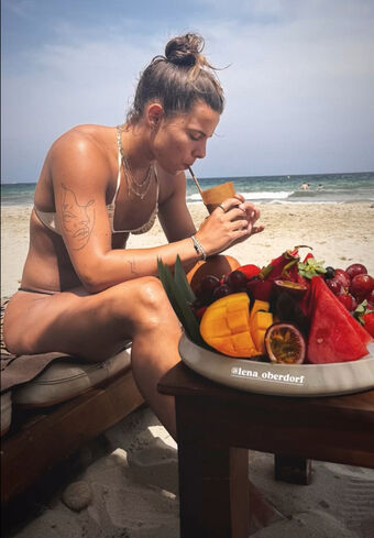 Lena Oberdorf Nakenläckor OnlyFans Foto 44