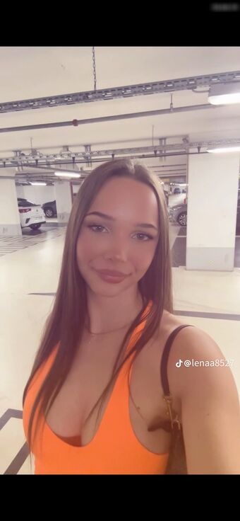 lenaa8527 Nakenläckor OnlyFans Foto 24