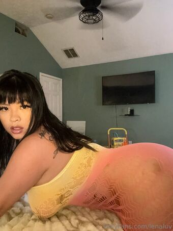 lenaluv Nakenläckor OnlyFans Foto 16