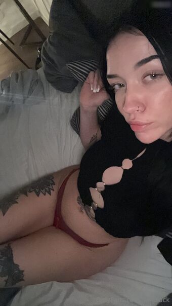 leniblack Nakenläckor OnlyFans Foto 10