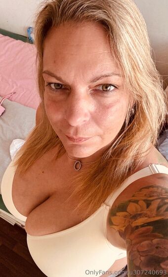 lenkacris Nakenläckor OnlyFans Foto 17