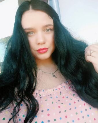 Lenochka Nakenläckor OnlyFans Foto 48