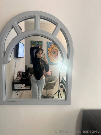 leonagrey Nakenläckor OnlyFans Foto 13