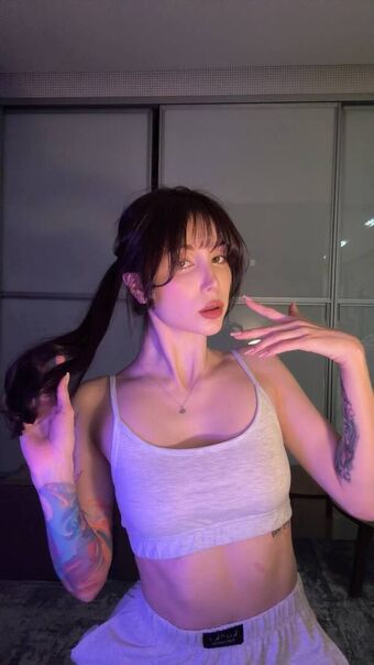 leonesan Nakenläckor OnlyFans Foto 75
