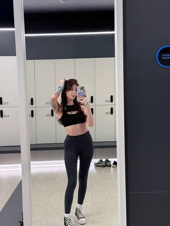 leonesan Nakenläckor OnlyFans Foto 76