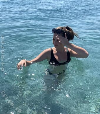 LeoniH Nakenläckor OnlyFans Foto 26
