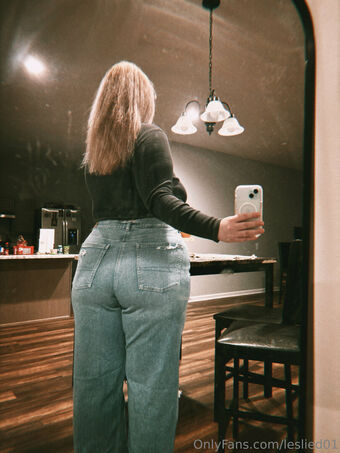 leslied01 Nakenläckor OnlyFans Foto 17