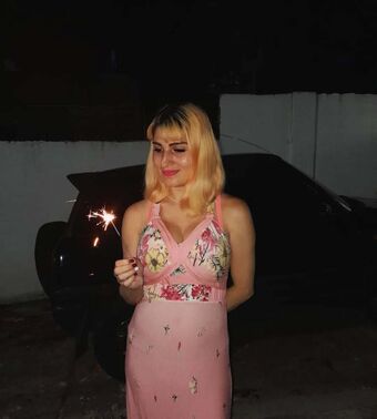 Letibella Nakenläckor OnlyFans Foto 16