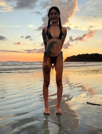 Lilaa Nakenläckor OnlyFans Foto 11