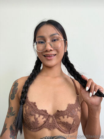 Lilaa Nakenläckor OnlyFans Foto 16