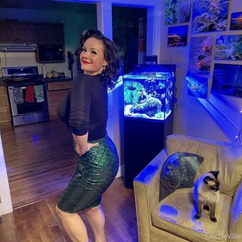 lilydeville Nakenläckor OnlyFans Foto 3