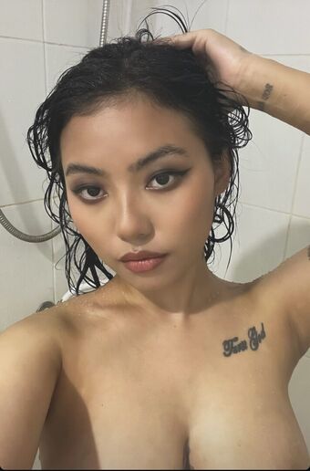 limughaaaa Nakenläckor OnlyFans Foto 4