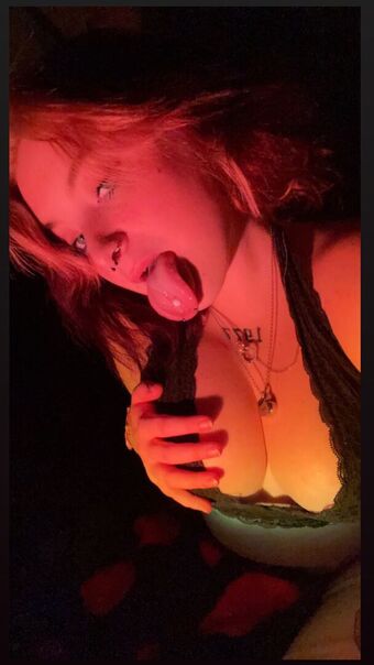 linabeanss Nakenläckor OnlyFans Foto 40