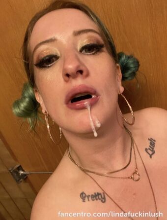 LindaLush Nakenläckor OnlyFans Foto 2