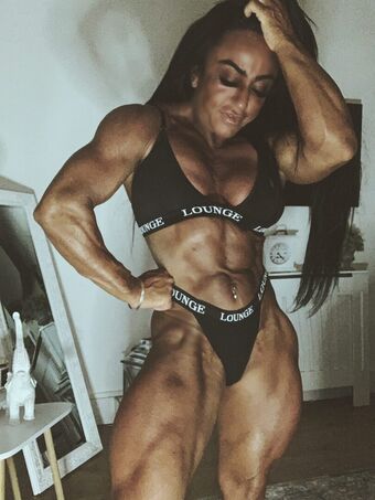 Lisafbb Nakenläckor OnlyFans Foto 3