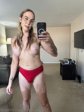 lisamyyah Nakenläckor OnlyFans Foto 1