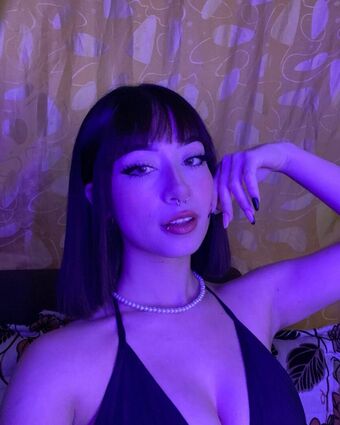 lisethc3 Nakenläckor OnlyFans Foto 1