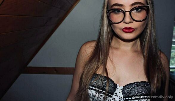 livionly Nakenläckor OnlyFans Foto 30