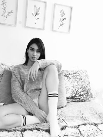Liz_steele