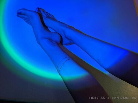 Lizmreow Nakenläckor OnlyFans Foto 36