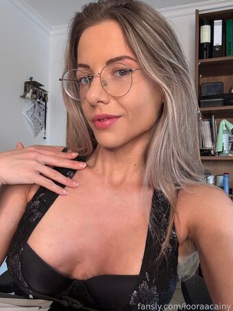 lora.cain Nakenläckor OnlyFans Foto 62